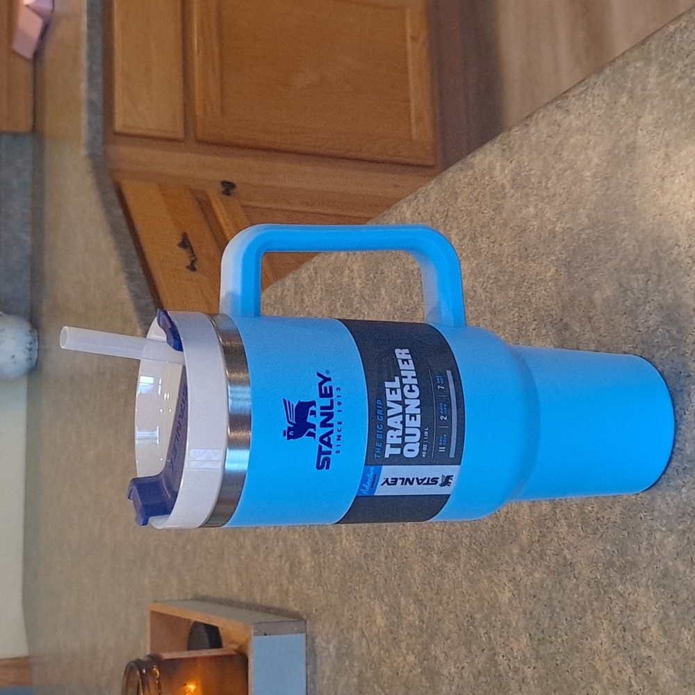 New 40oz Stanley quencher Cornflower